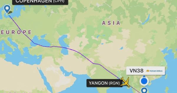 Vietnam Airlines hạ cánh khẩn cấp tại Myanmar cấp cứu sản phụ sinh con trên máy bay