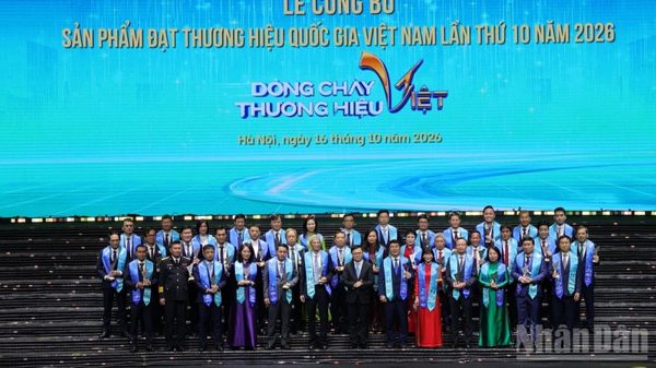 Vietnam Airlines tiếp tục được vinh danh Thương hiệu quốc gia Việt Nam