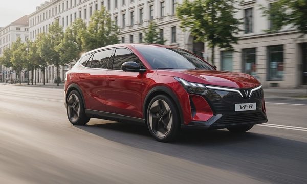 VinFast thu hơn 2 tỷ USD trong nửa đầu năm