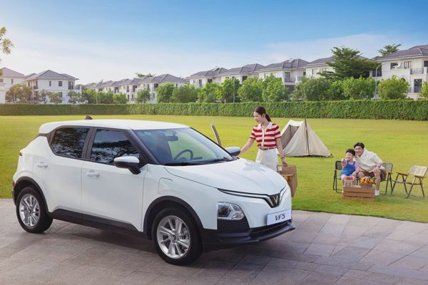 VinFast VF 5: Bảo hành dài hạn, chăm xe nhẹ nhàng cho gia đình