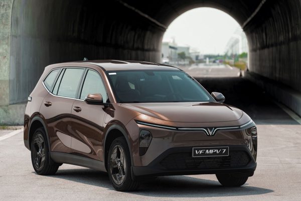 VinFast VF MPV 7 tăng ưu thế trong phân khúc xe 7 chỗ gia đình