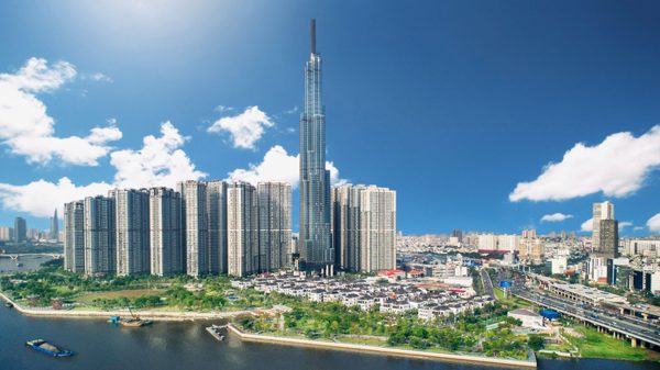Vingroup tăng gần 500 bậc - Thuộc top 350 công ty tốt nhất thế giới