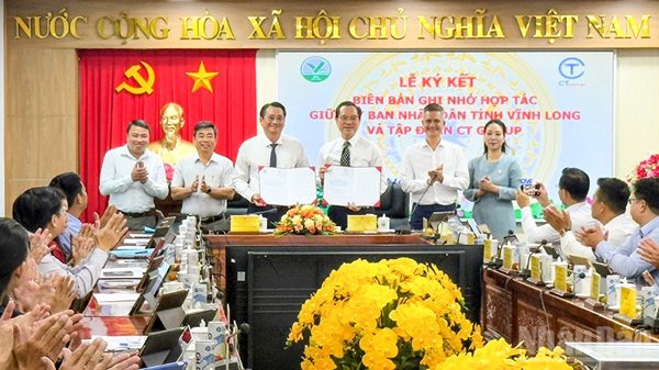 Vĩnh Long hợp tác chiến lược về khoa học, công nghệ và chuyển đổi số với Tập đoàn CT Group
