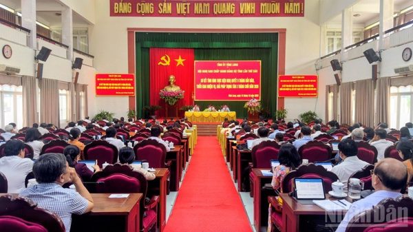 Vĩnh Long tập trung hoàn thành các chỉ tiêu phát triển kinh tế-xã hội