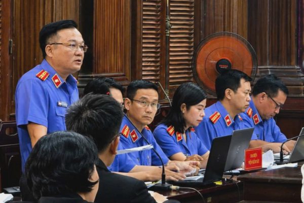 VKS đối đáp về bị cáo không dùng ma túy nhưng mở nhạc cho nhóm sử dụng