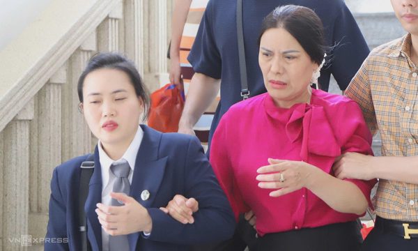 VKS: Thu tiền dạy thêm đúng nhưng chi tiền sai vẫn là vi phạm