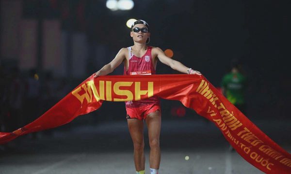 VnExpress Marathon giúp chạy bộ xứ Nghệ hết 'khát' giải chất lượng
