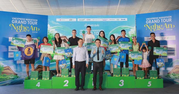 VnExpress Marathon Nghệ An trao thưởng hơn 880 triệu đồng