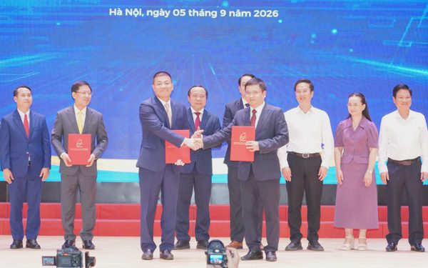 VNPT hợp tác Học viện Công nghệ Bưu chính Viễn thông xây dựng mô hình ĐH AI-Native