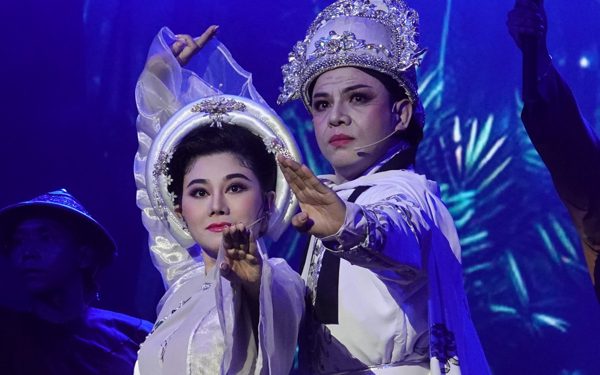 Vở cải lương Tiếng hò sông Hậu, Lê Văn Duyệt mừng Ngày văn hóa Việt Nam