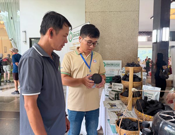Vỏ cam, gáo dừa hóa hàng xuất khẩu, mở hướng phát triển bền vững