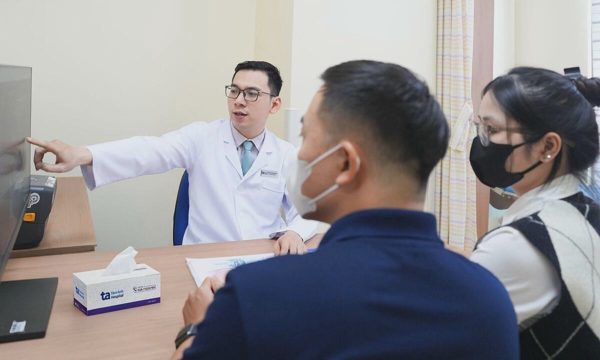 Vợ chồng trên 35 tuổi nên khám gì trước khi mang thai?