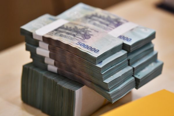 Vợ qua đời sau khi mua bảo hiểm 150 triệu/năm, chồng vất vả đòi DN trả gần 6,5 tỷ