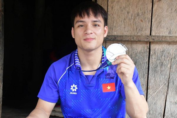 Võ sĩ người H'Rê và câu chuyện cổ tích ở Asiad