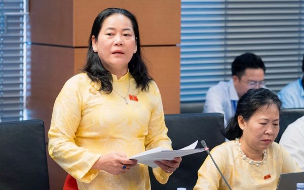 'Với lãi suất này doanh nghiệp phải kinh doanh ngành gì, lợi nhuận bao nhiêu mới đủ trả lãi?'