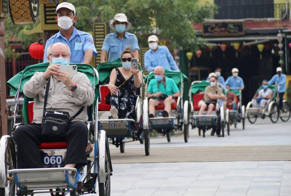 Vốn đầu tư nước ngoài, du khách quốc tế vào Việt Nam cao nhất nhiều năm