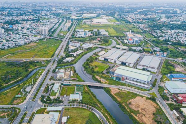 Vốn FDI tăng vọt, bất động sản Việt Nam hút gần 7 tỷ USD