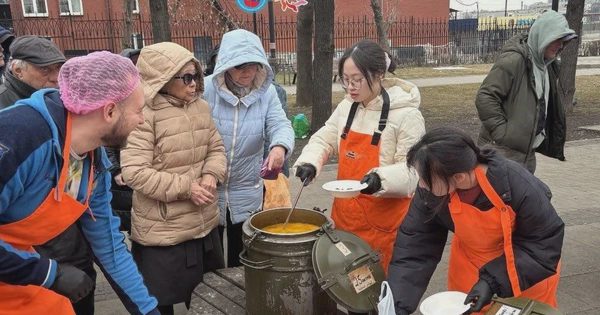 Vòng tay Việt - Nga: Nối nhịp yêu thương nơi xứ người