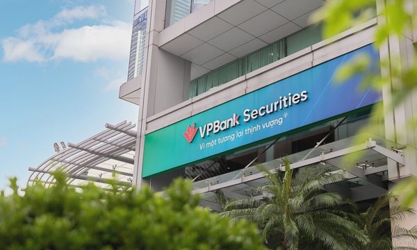 VPBankS đứng thứ hai toàn ngành về dư nợ cho vay