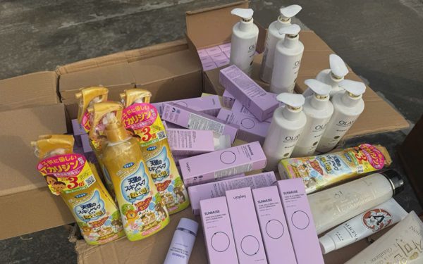 Vụ 25 tấn mỹ phẩm giả bán qua Facebook, Shopee: Công an đề nghị cung cấp 'hàng thật' để đối chứng