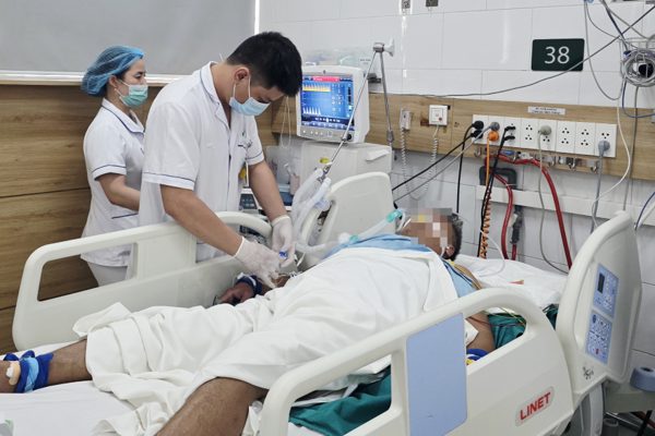 Vụ 40 người ngộ độc khí: Người đàn ông thu mua phế liệu tiên lượng tử vong cao