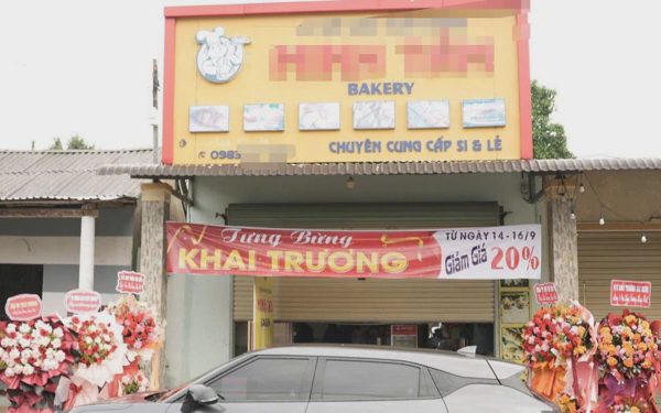 Vụ 46 người nghi ngộ độc bánh mì tại Quảng Trị: Mẹ và vợ chủ tiệm cũng nhập viện