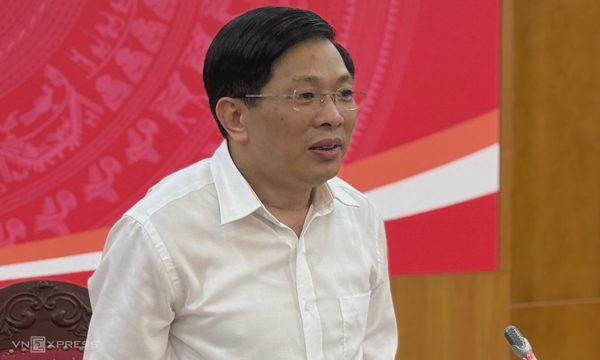 Vụ án liên quan Thứ trưởng Y tế Trần Văn Thuấn vào diện 'theo dõi'