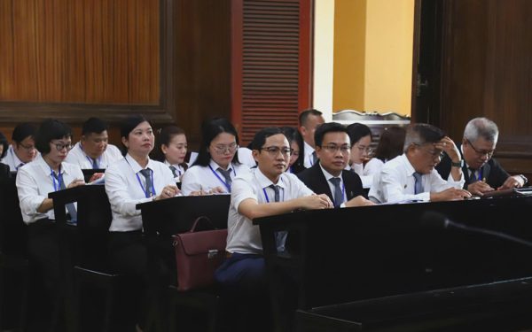 Vụ án ma túy VN10: Luật sư xin giảm nhẹ án cho các bị cáo đang bị truy nã