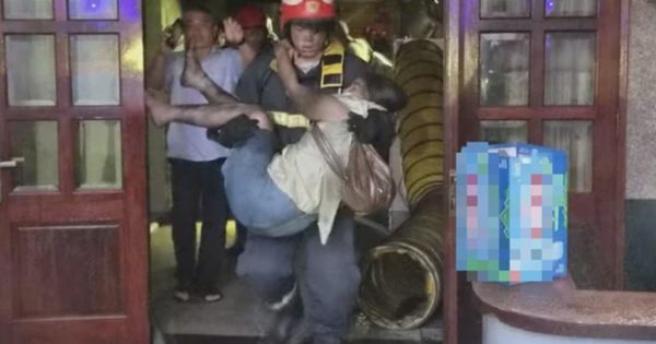 Vụ cháy khách sạn trên đường Tân Kỳ Tân Quý: Khách tìm cách thả dây tụt xuống
