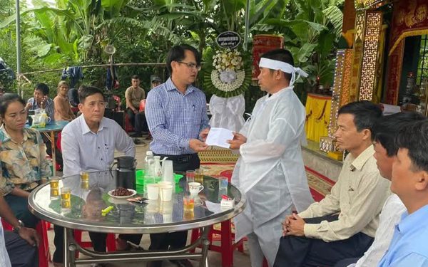 Vụ cháy nhà chết 2 cha con: Nghi ông nội đổ xăng đốt nhà do mâu thuẫn gia đình