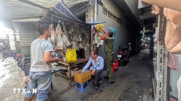 Vụ cháy ở phường Chợ Lớn: Thăm hỏi các nạn nhân, rà soát để có phương án hỗ trợ