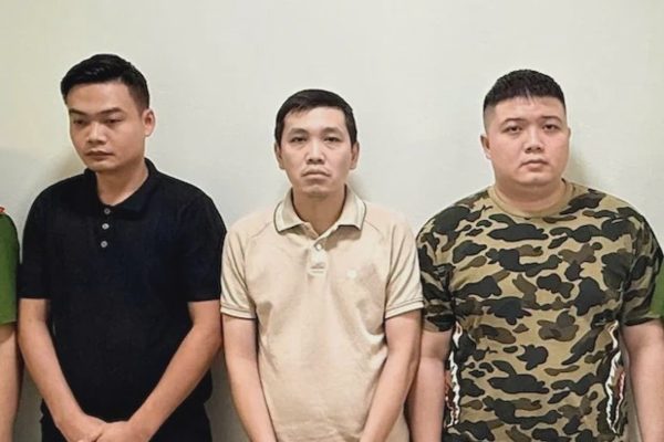 Vụ chở bệnh nhân 16km hết 9 triệu đồng: Cần làm rõ 3 lớp trách nhiệm
