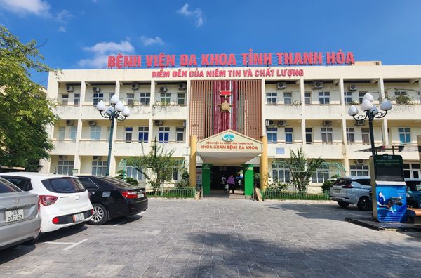 Vụ chở bệnh nhân 16km, thu 9 triệu đồng ở Thanh Hóa: Lỗ hổng từ bệnh viện?