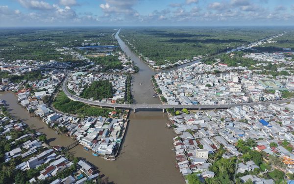 Vụ 'Chuyển trung tâm hành chính Cần Thơ về Ngã Bảy?': Có nên xây mới khi nhiều trụ sở còn dôi dư