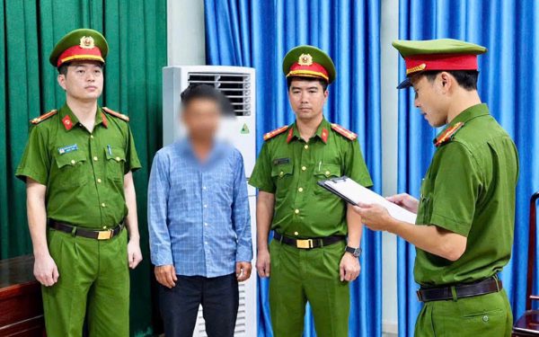 Vụ con gái nói dối chuyện mang thai: Khởi tố ‘hai cặp ông bà thông gia’ cùng bác và thím
