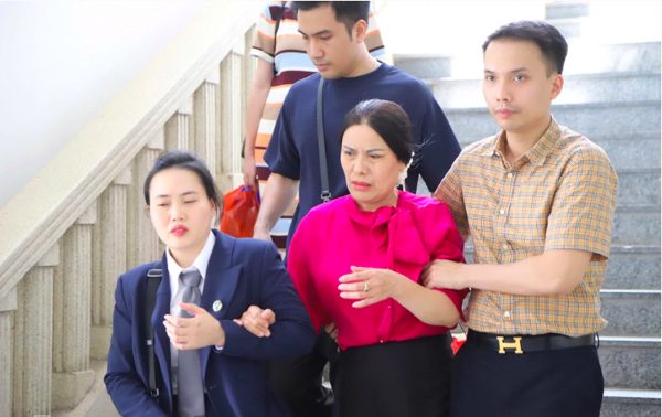 Vụ cựu Hiệu trưởng Nguyễn Thị Bình: Những diễn biến đáng chú ý trước ngày tòa tuyên án