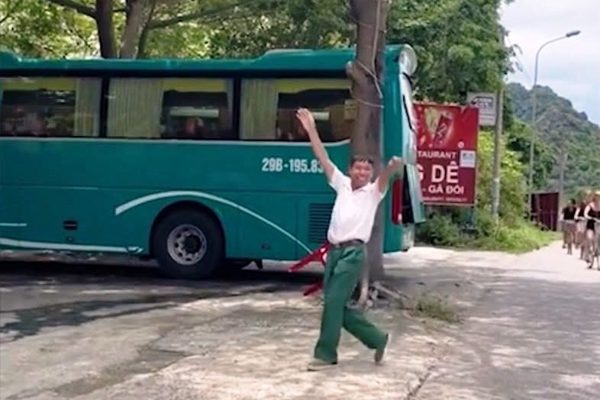 Vụ dùng điếu cày đuổi đánh người ở Ninh Bình: Chủ quán tiết lộ tình tiết bất ngờ