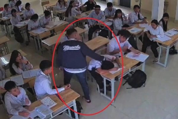 Vụ nam sinh bị bạn đánh thủng màng nhĩ: Nhà trường nhận trách nhiệm