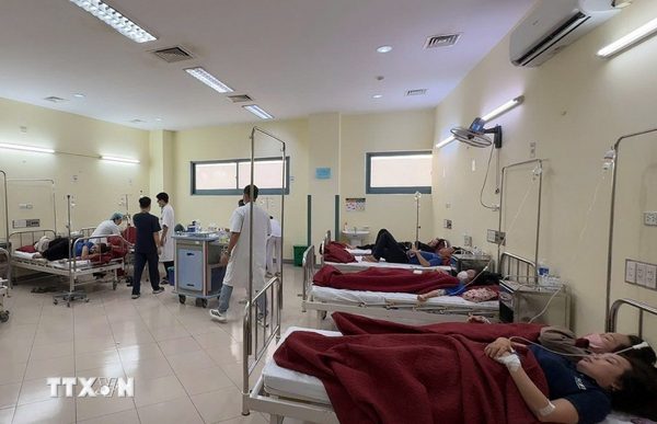 Vụ ngộ độc thực phẩm ở Huế: Tăng cường kiểm soát tại các bếp ăn tập thể