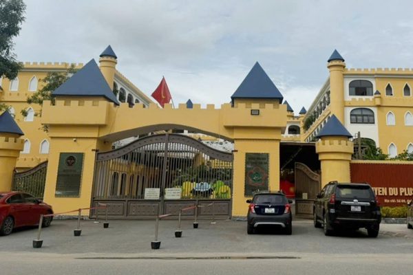 Vụ nhiều giáo viên mầm non nghỉ dạy: Trường bỏ điều khoản gây tranh cãi