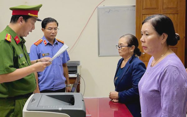 Vụ nữ hiệu trưởng lập khống hồ sơ rút gần 500 triệu đồng: khởi tố thêm 6 bị can