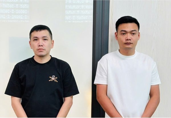 Vụ xe chở 16km lấy 9,5 triệu đồng: Khởi tố lái xe, nhân viên y tế 'dởm'