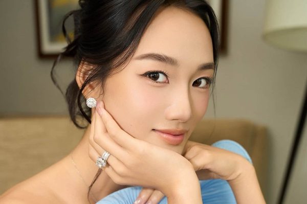 Vừa đăng quang 10 ngày, Hoa hậu Quỳnh Anh đã phải xin lỗi
