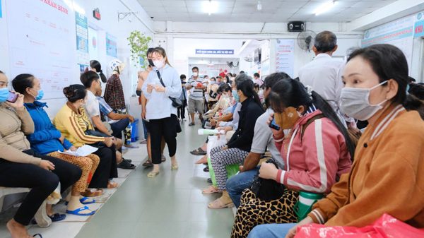 Vướng nhà thầu Việt Mỹ, máy xạ trị trăm tỷ ở Cần Thơ 'đắp chiếu'