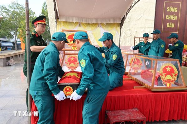 Vượt núi băng rừng tìm kiếm, đưa các liệt sỹ về địa phương an nghỉ