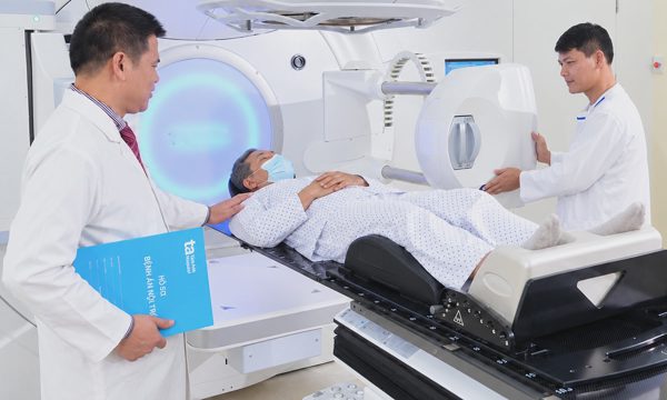Xạ trị trúng đích ung thư phổi