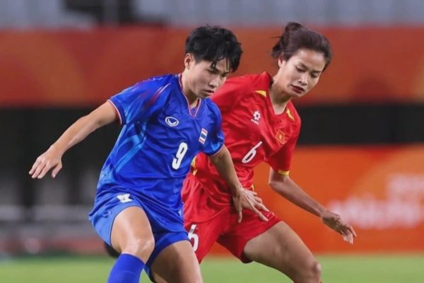 Xác định 8 đội đi tiếp và 4 cặp tứ kết môn bóng đá nữ Asiad 20