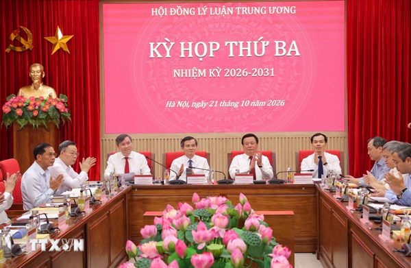 Xác định nền tảng lý luận cho sự phát triển lâu dài của đất nước