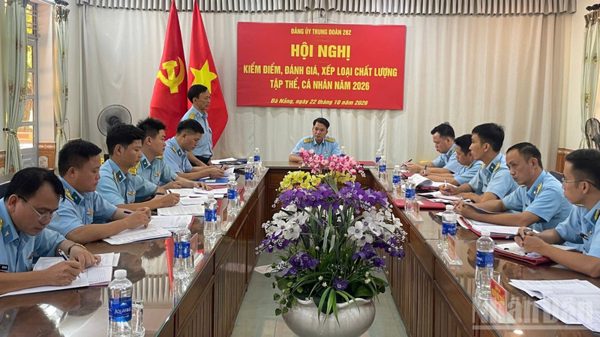 Xây dựng Đảng bộ Trung đoàn 282 trong sạch, vững mạnh, hoàn thành xuất sắc mọi nhiệm vụ