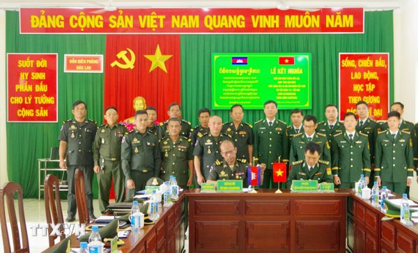Xây dựng tuyến biên giới Việt Nam-Campuchia hòa bình, hữu nghị, ổn định, hợp tác và phát triển